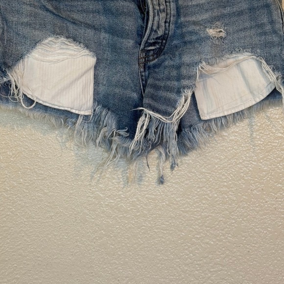 Free People We The Free Shorts Women 28 Blue Distressed Denim Cutoff Festival - Picture 4 of 8